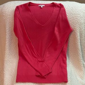 GAP V-Neck Sweater in Bold Red
